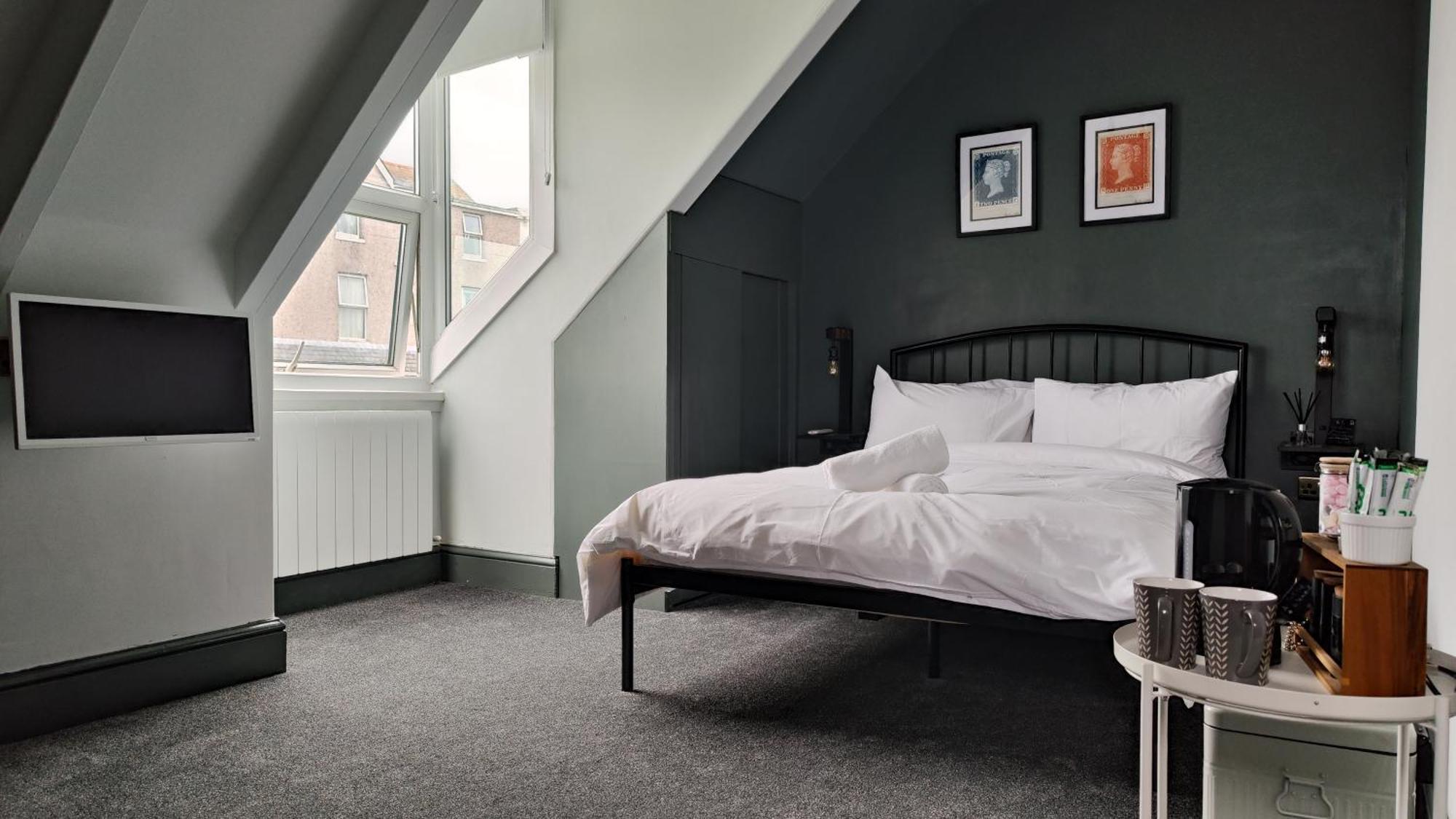 Styles & White Stays - Central Newquay นิวคีย์ ภายนอก รูปภาพ