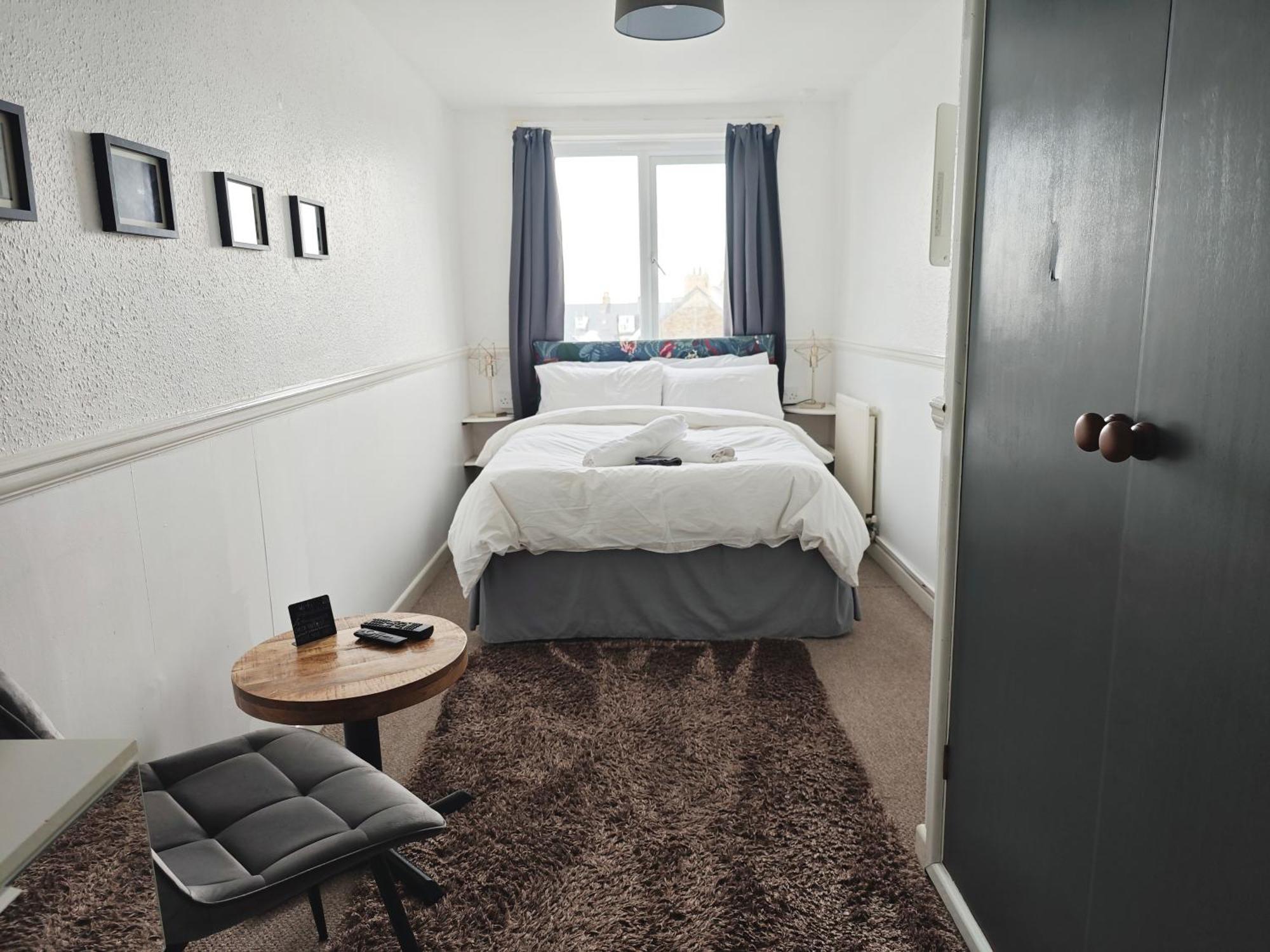Styles & White Stays - Central Newquay นิวคีย์ ภายนอก รูปภาพ